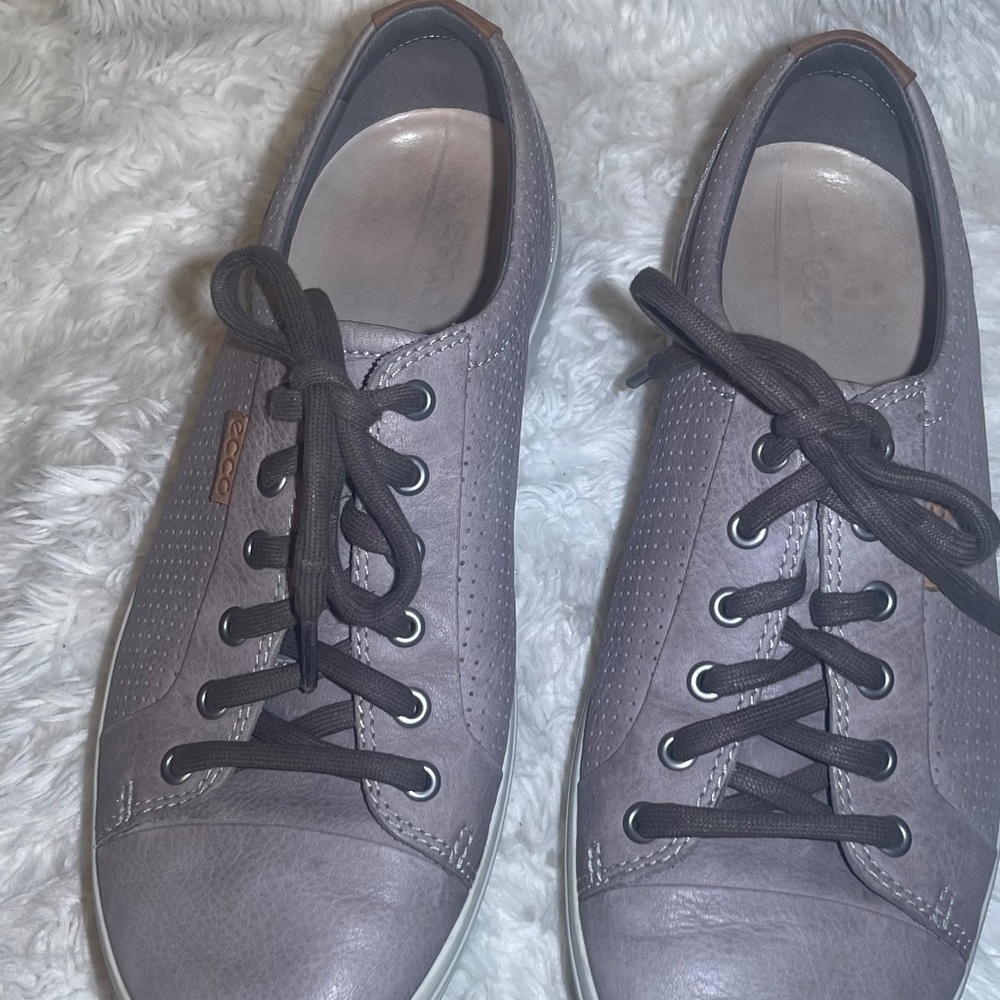 ECCO suede sneakers size 42